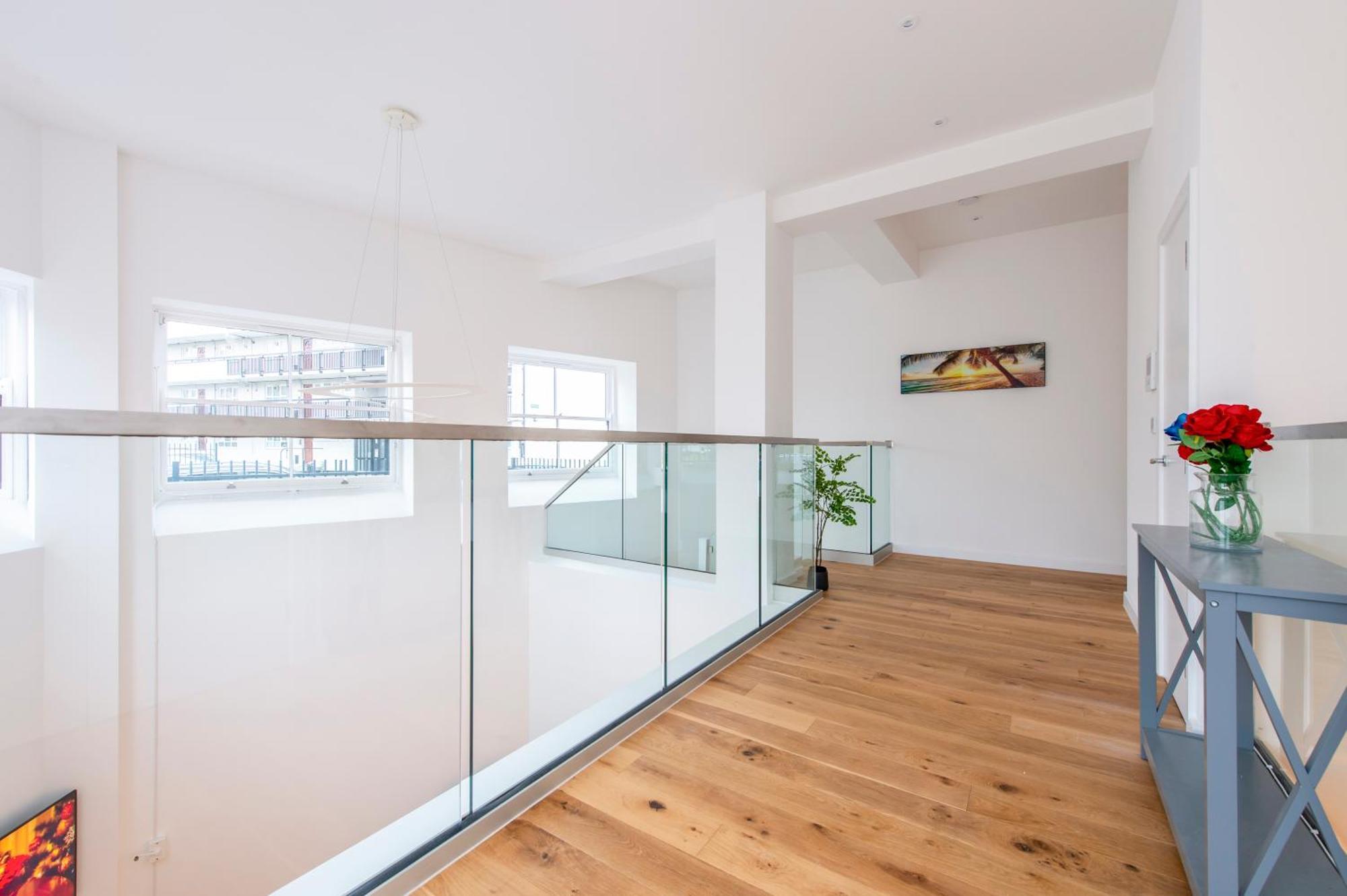 Exquisite 3Br Duplex Period Conversion, Air-Con & Amenities London Exterior photo